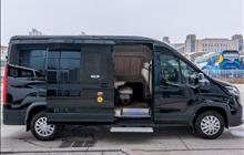 大通V90 9座商务车（高顶长轴版 亮黑色 航空座椅）